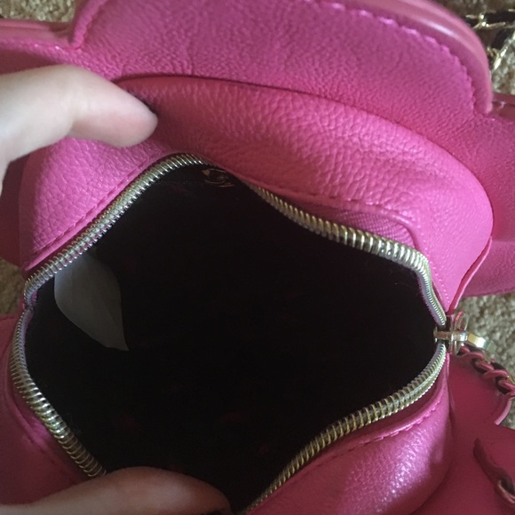 Betsey flower purse - Picture 6 of 6